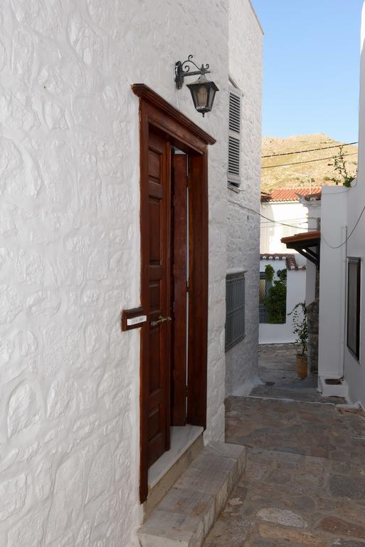 Kalogiannis Hydra (Saronic Islands)